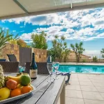 Villa Violla Private Swimming Pool *