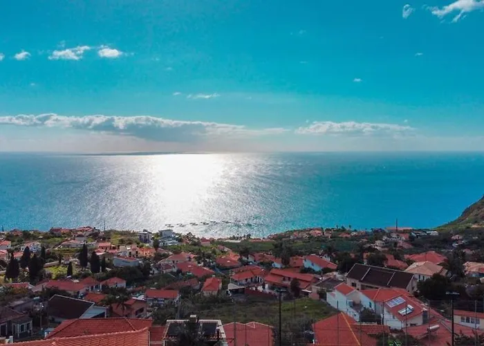 Violla Private Swimming Pool * Arco da Calheta (Madeira)