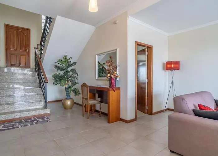 Violla Private Swimming Pool Arco da Calheta (Madeira)