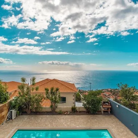 Violla Private Swimming Pool * Arco da Calheta (Madeira)