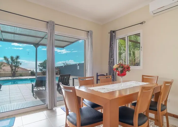 Violla Private Swimming Pool בית נופש